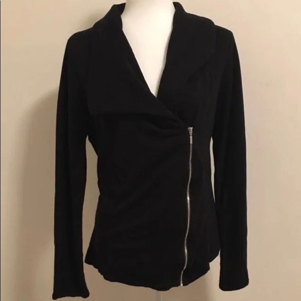 Mossimo asymmetrical zipper long sleeves